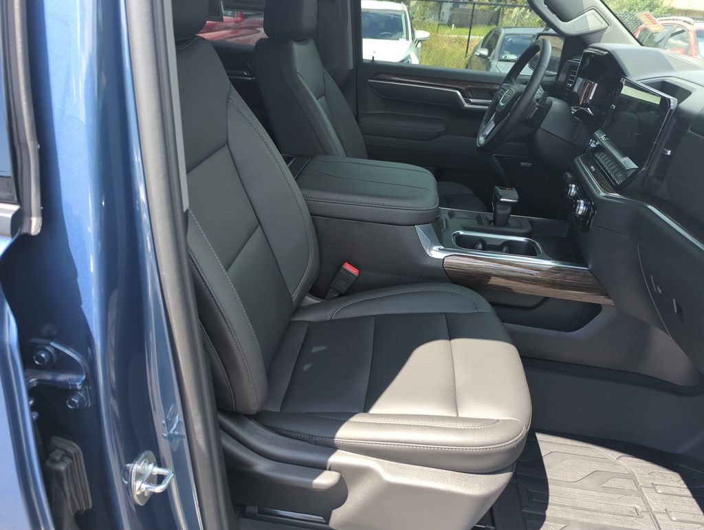 Used 2026 GMC Sierra 1500 Elevation w/ Elevation Premium Package AWD/4WD image 35