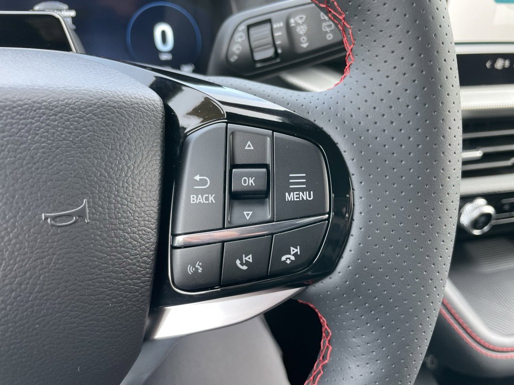 New 2026 Ford Explorer ST-Line w/ ST-Line Street Pack image 25