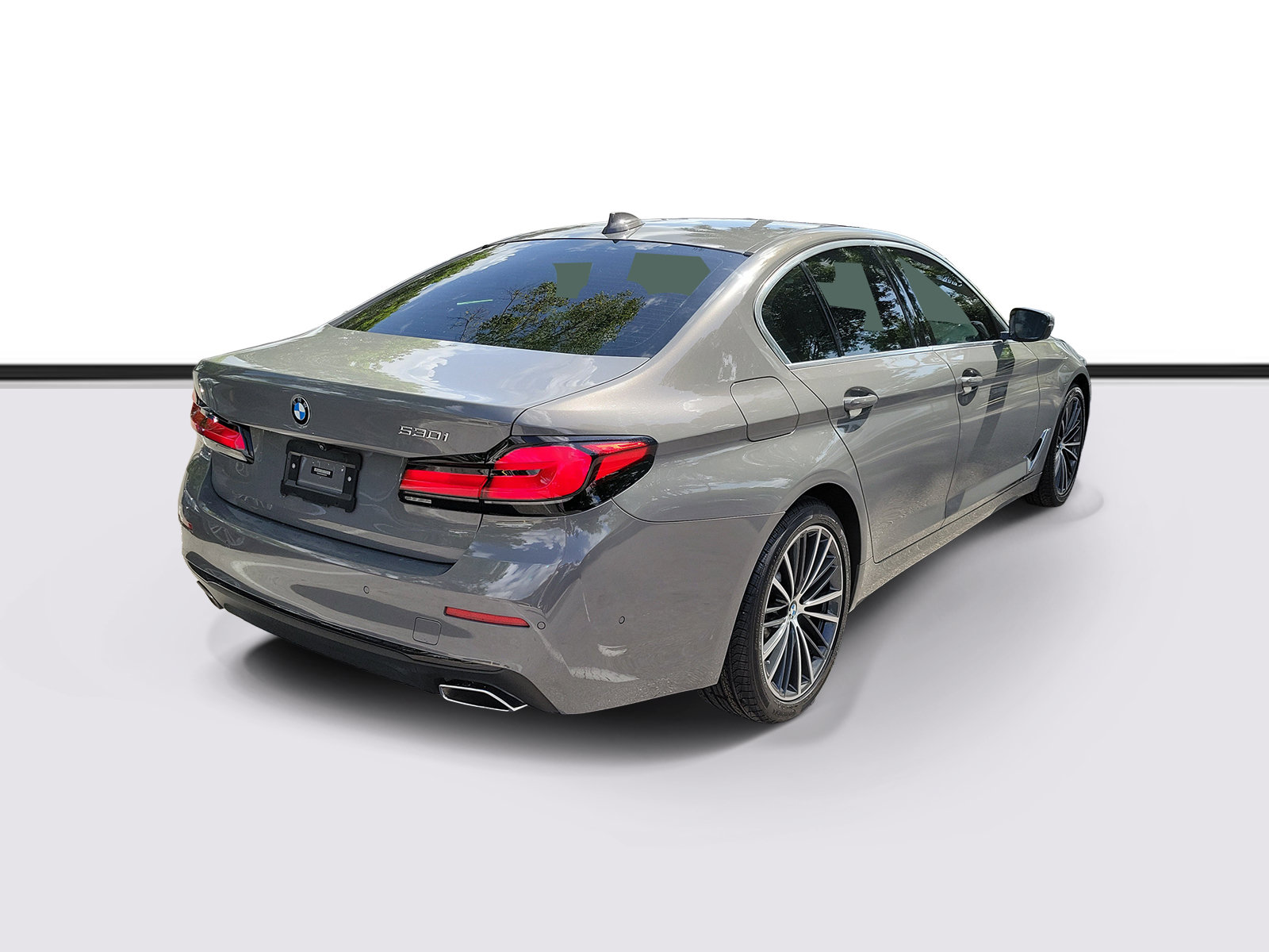 Used 2021 BMW 530i w/ Premium Package RWD image 4
