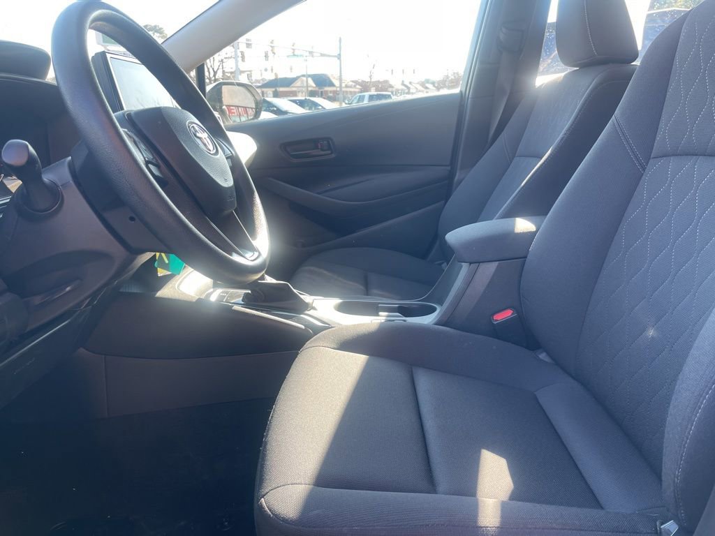 Used 2024 Toyota Corolla LE image 14