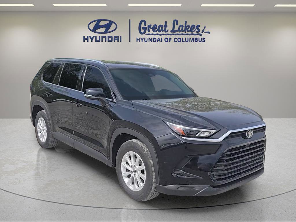 Used 2024 Toyota Grand Highlander XLE image 3