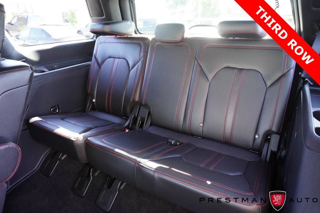 Used 2019 Ford Expedition Limited w/ Equipment Group 303A AWD/4WD image 5