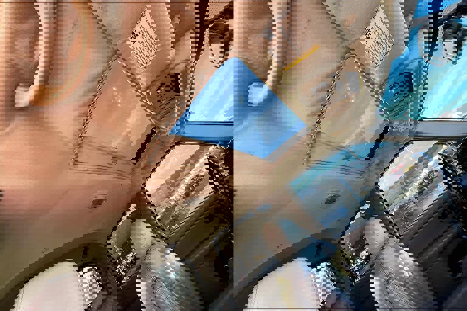 Used 2005 Chevrolet Avalanche Z66 w/ Sun And Sound Package image 13