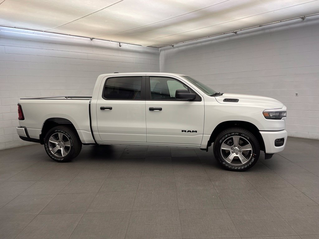 New 2026 RAM 1500 Express RWD image 2