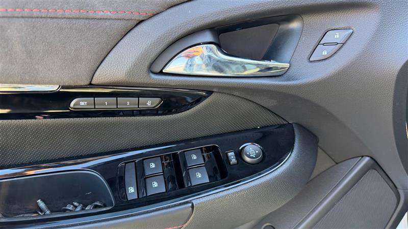 Used 2016 Chevrolet SS image 20