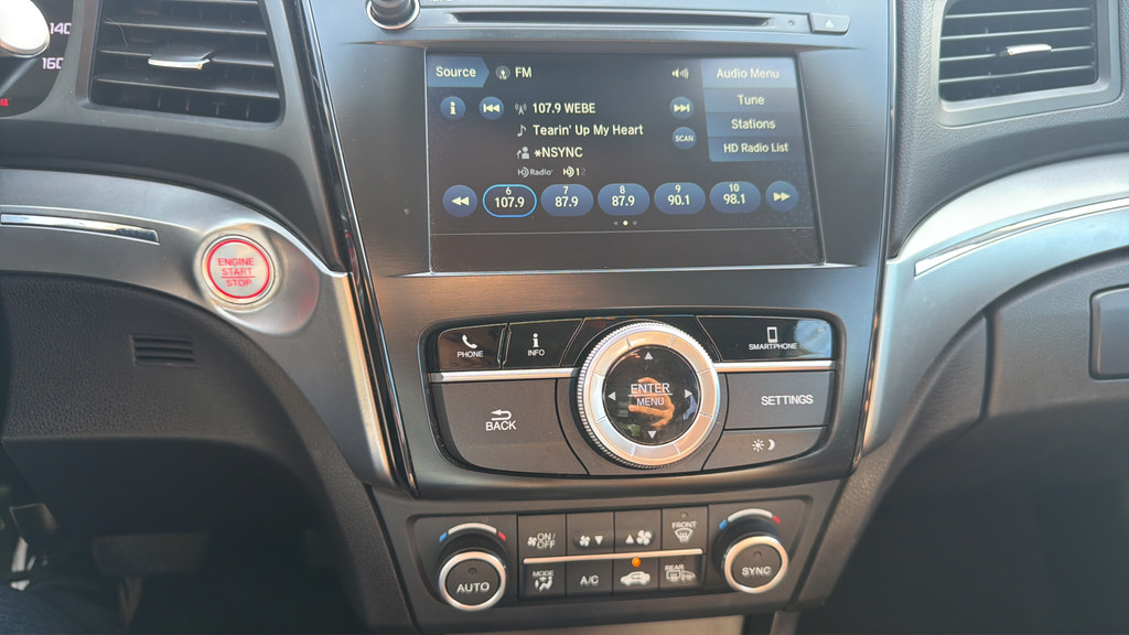 Used 2020 Acura ILX w/ Premium Package FWD image 18