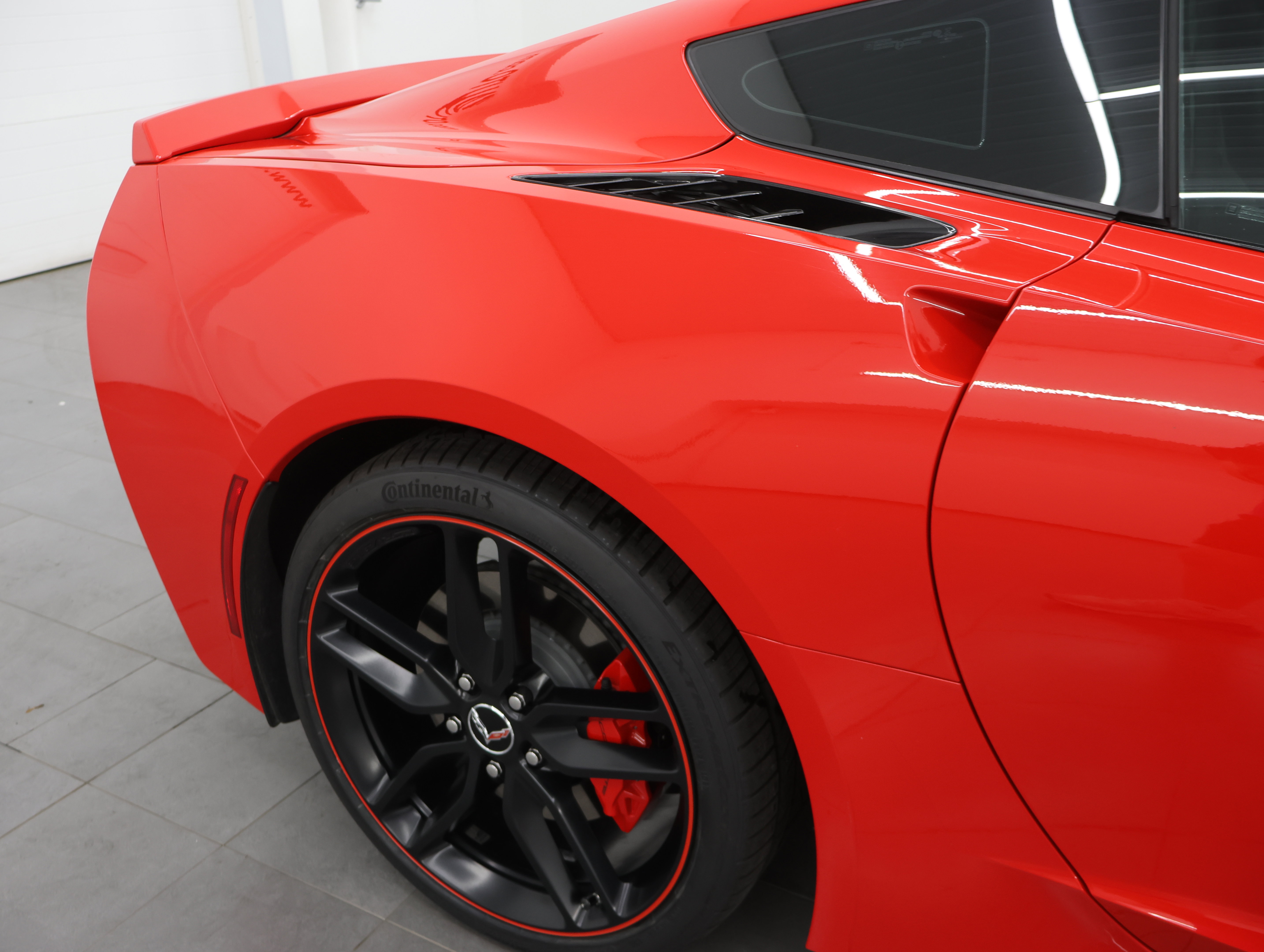 Used 2016 Chevrolet Corvette Stingray Coupe w/ 3LT Preferred Equipment Group RWD image 23