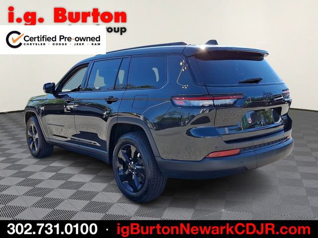 Used 2023 Jeep Grand Cherokee L Limited w/ Black Appearance Package AWD/4WD image 4