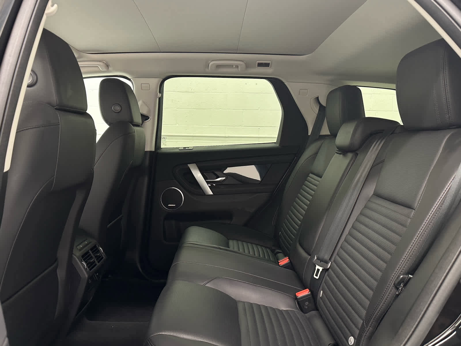 Used 2024 Land Rover Discovery Sport S AWD/4WD image 15