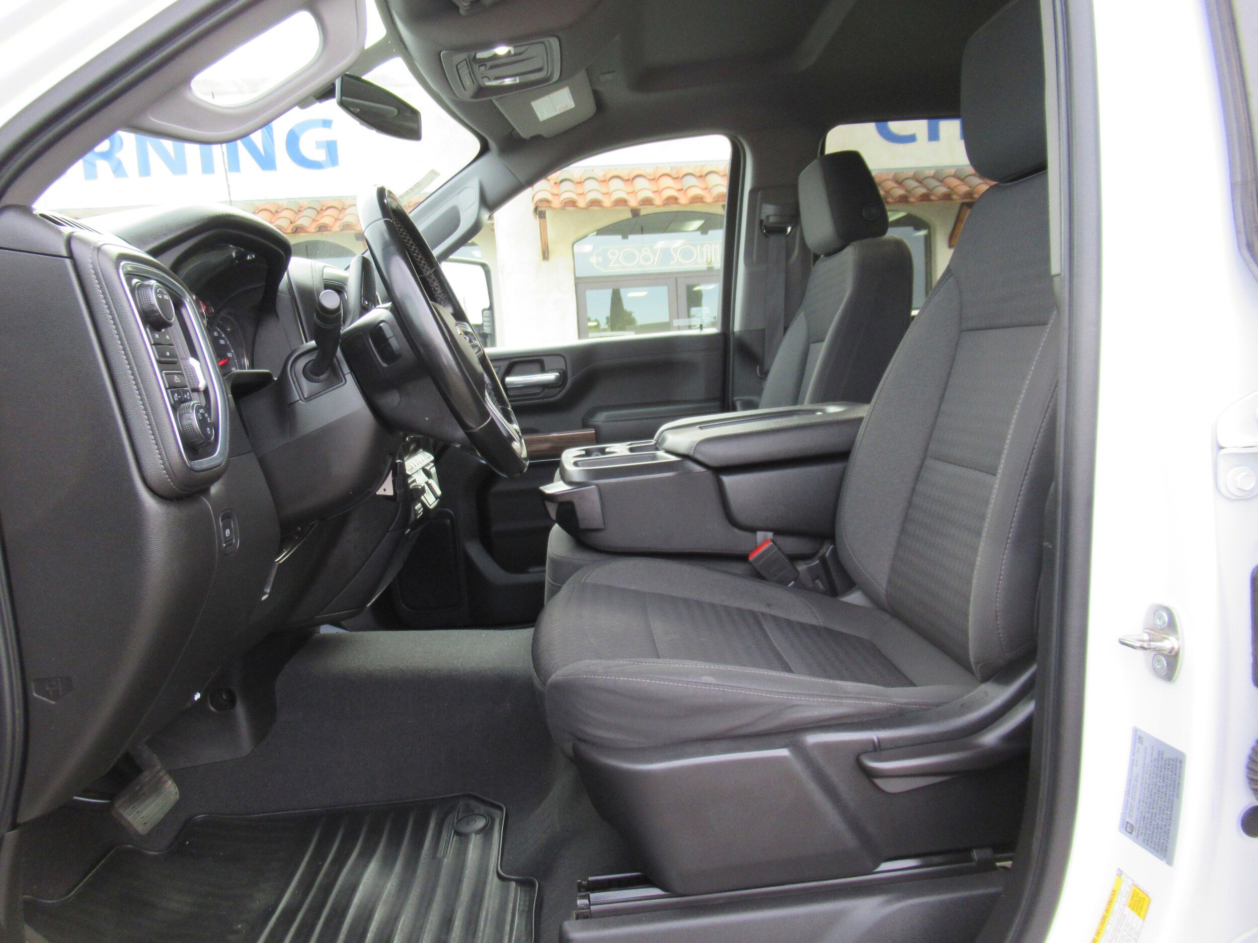 Used 2023 Chevrolet Silverado 2500 LT image 7