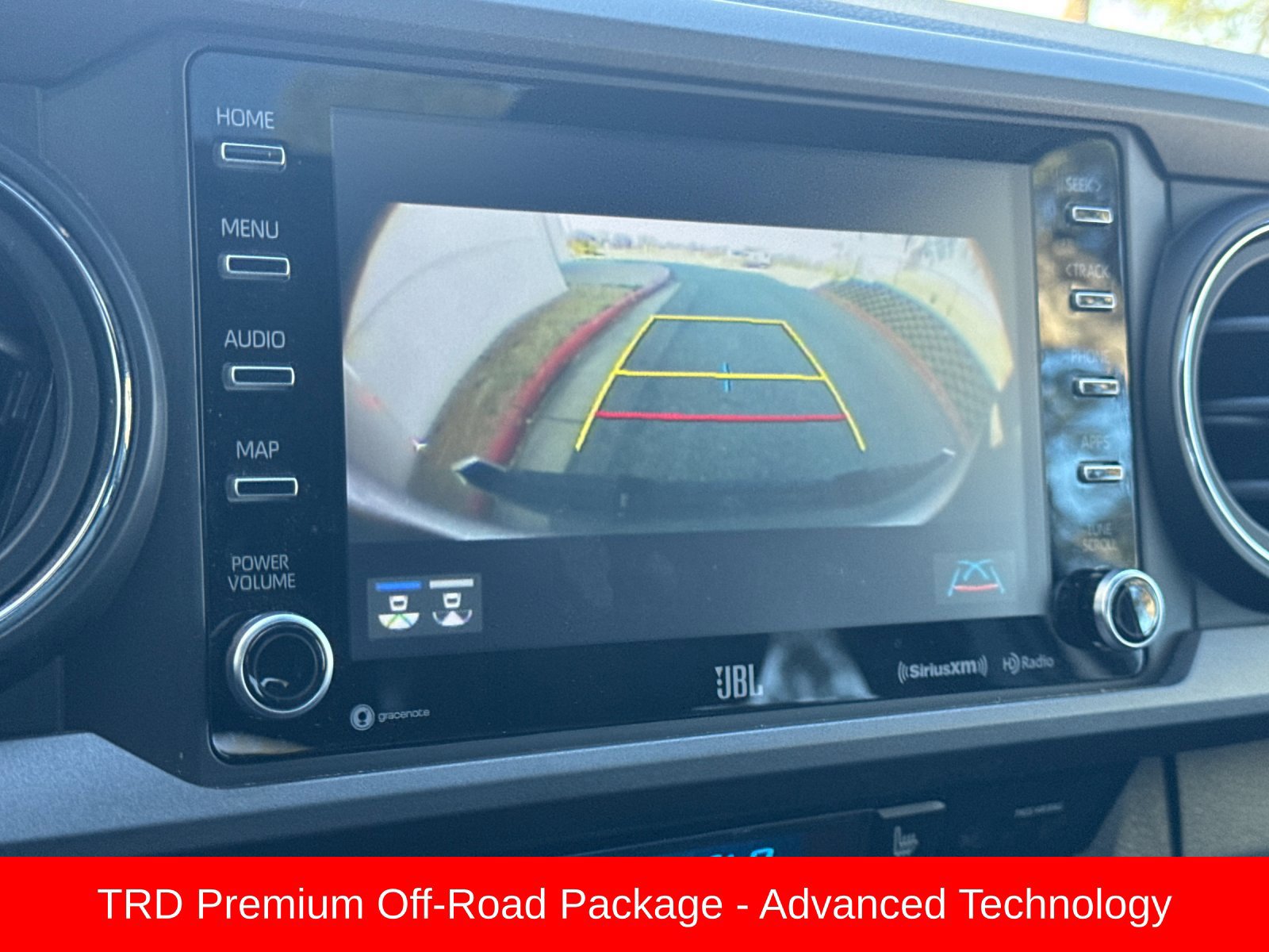 Used 2023 Toyota Tacoma TRD Off-Road w/ TRD Premium Off Road Package AWD/4WD image 19