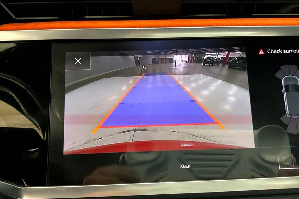 Used 2019 Audi Q3 2.0T Premium Plus w/ Premium Plus Package image 12