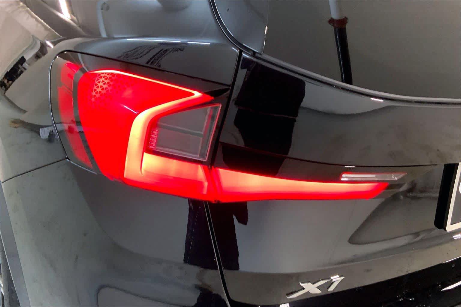 New 2026 BMW X1 xDrive28i w/ Technology Package AWD/4WD image 14
