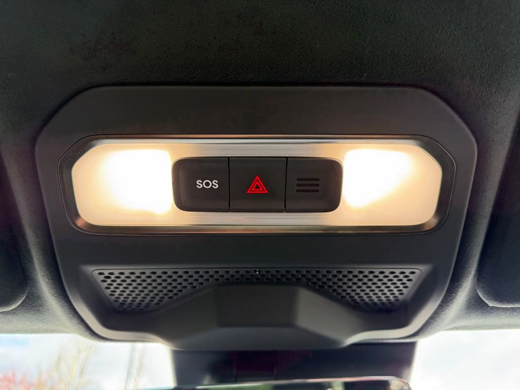 Used 2024 Rivian R1T Adventure image 26