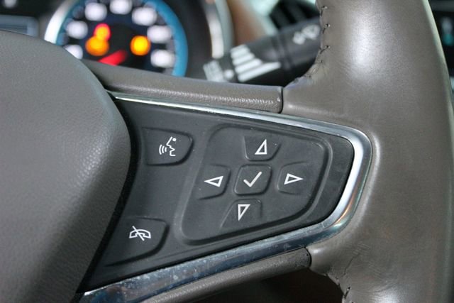 Used 2016 Chevrolet Malibu LT w/ True North Edition FWD image 16