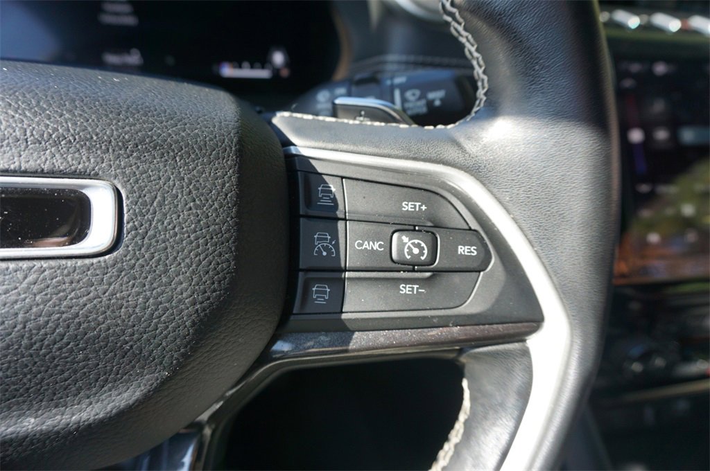 Used 2022 Jeep Grand Cherokee Altitude image 9