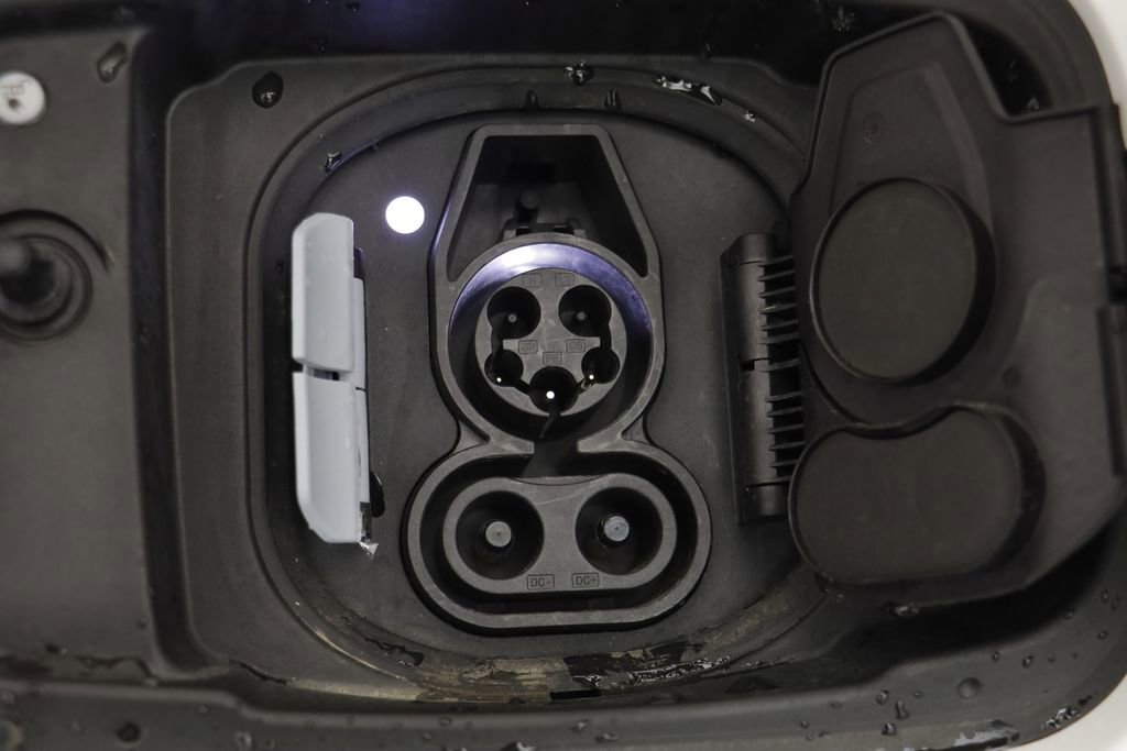 Certified 2025 BMW i4 M50 w/ Premium Package image 19