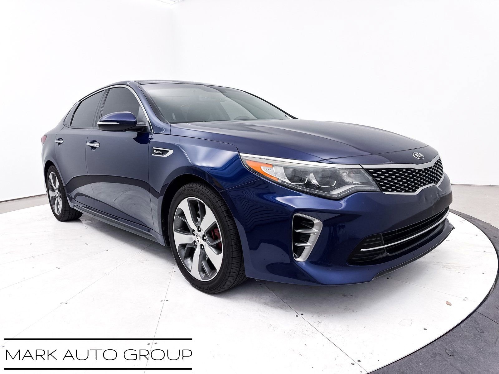 Used 2017 Kia Optima SX image 1