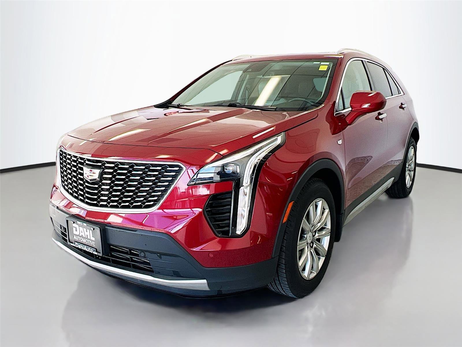 Used 2020 Cadillac XT4 Premium Luxury image 4
