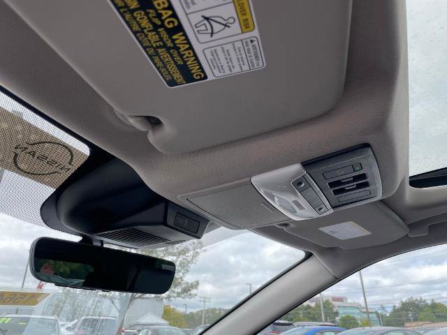 Certified 2023 Nissan Rogue SL w/ SL Premium Package image 21