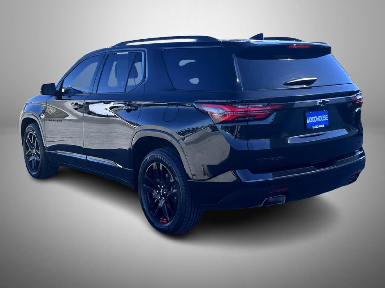 Certified 2023 Chevrolet Traverse Premier w/ Redline Edition image 7