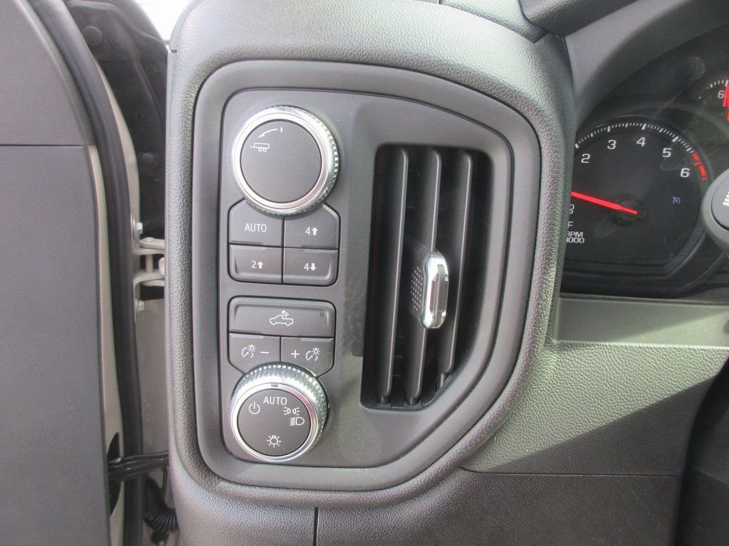 New 2026 GMC Sierra 1500 Pro w/ Graphite Edition image 16