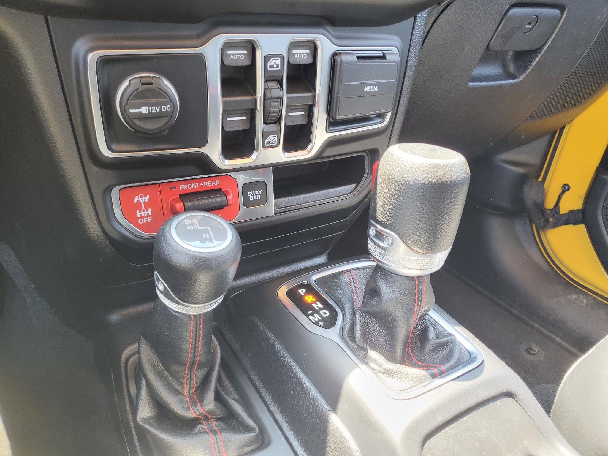 Used 2019 Jeep Wrangler Unlimited Rubicon AWD/4WD image 34