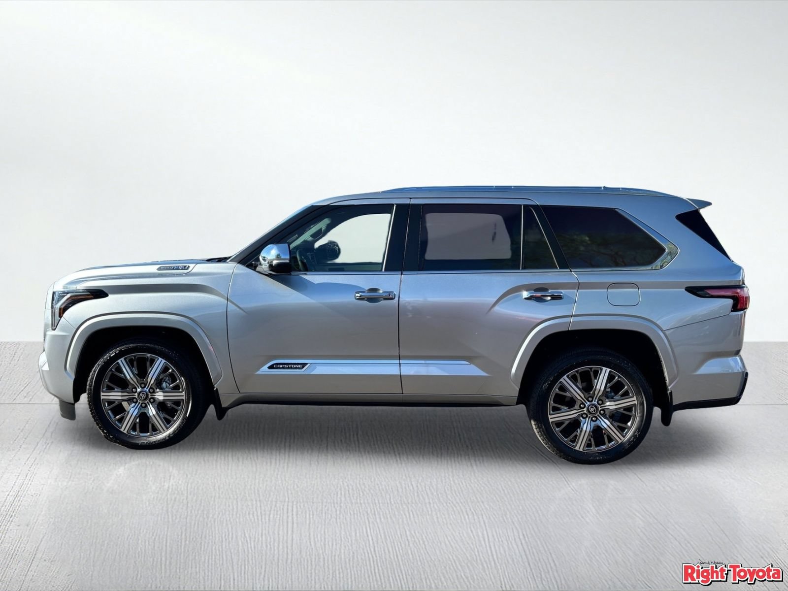 Certified 2025 Toyota Sequoia Capstone AWD/4WD image 4