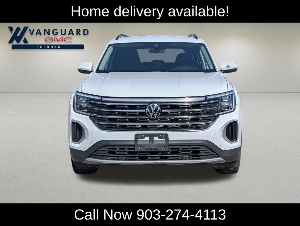 Used 2025 Volkswagen Atlas SE AWD/4WD image 2