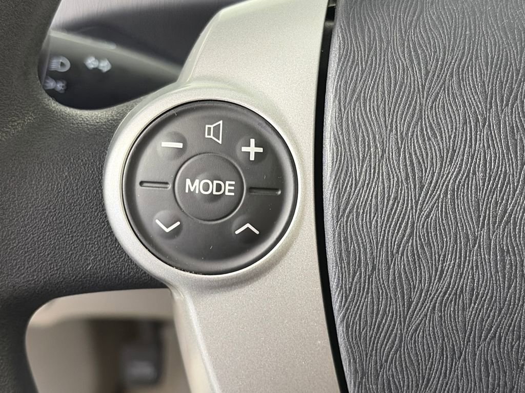 Used 2011 Toyota Prius Two image 17