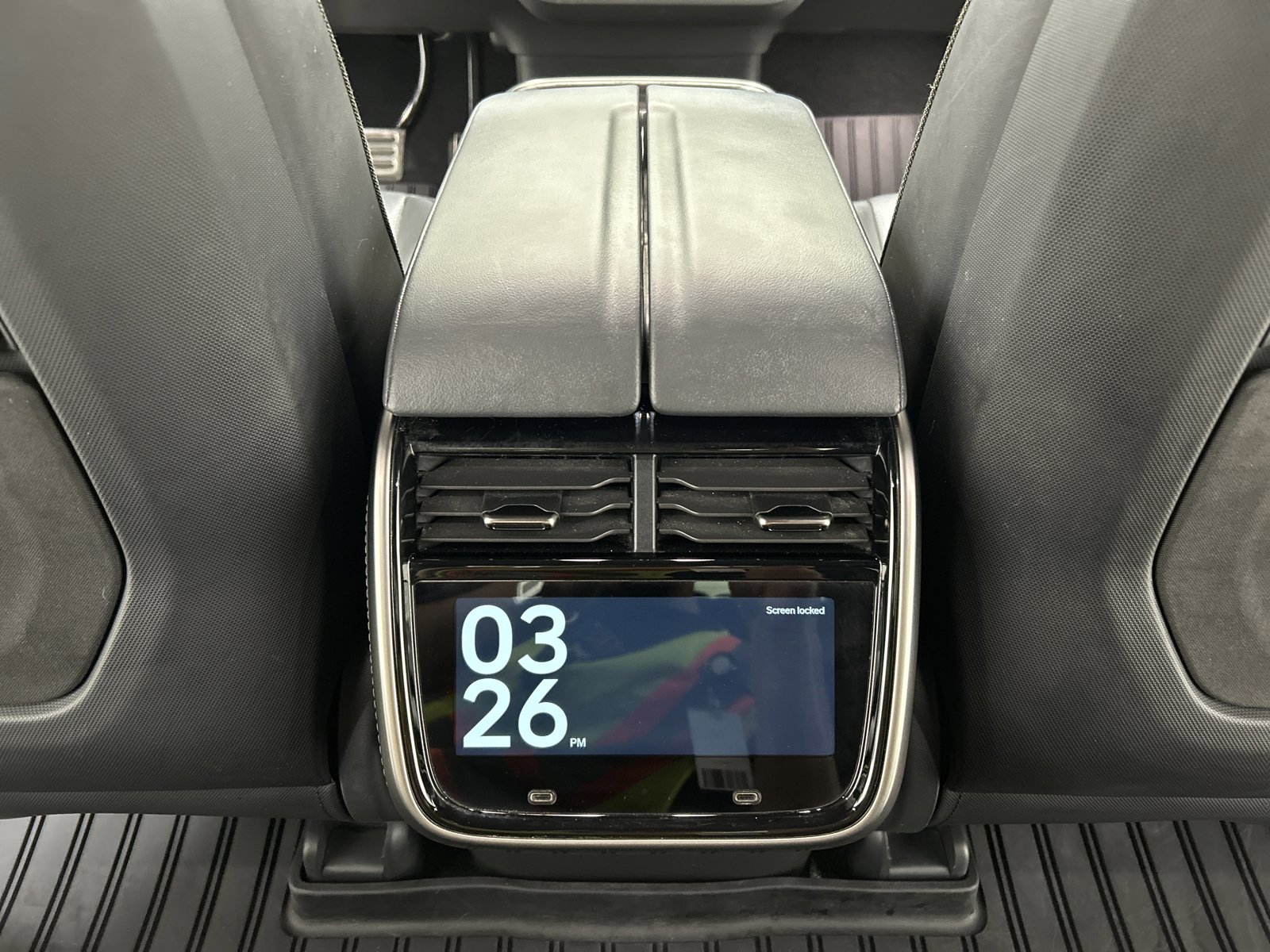 Used 2022 Rivian R1T Adventure image 28