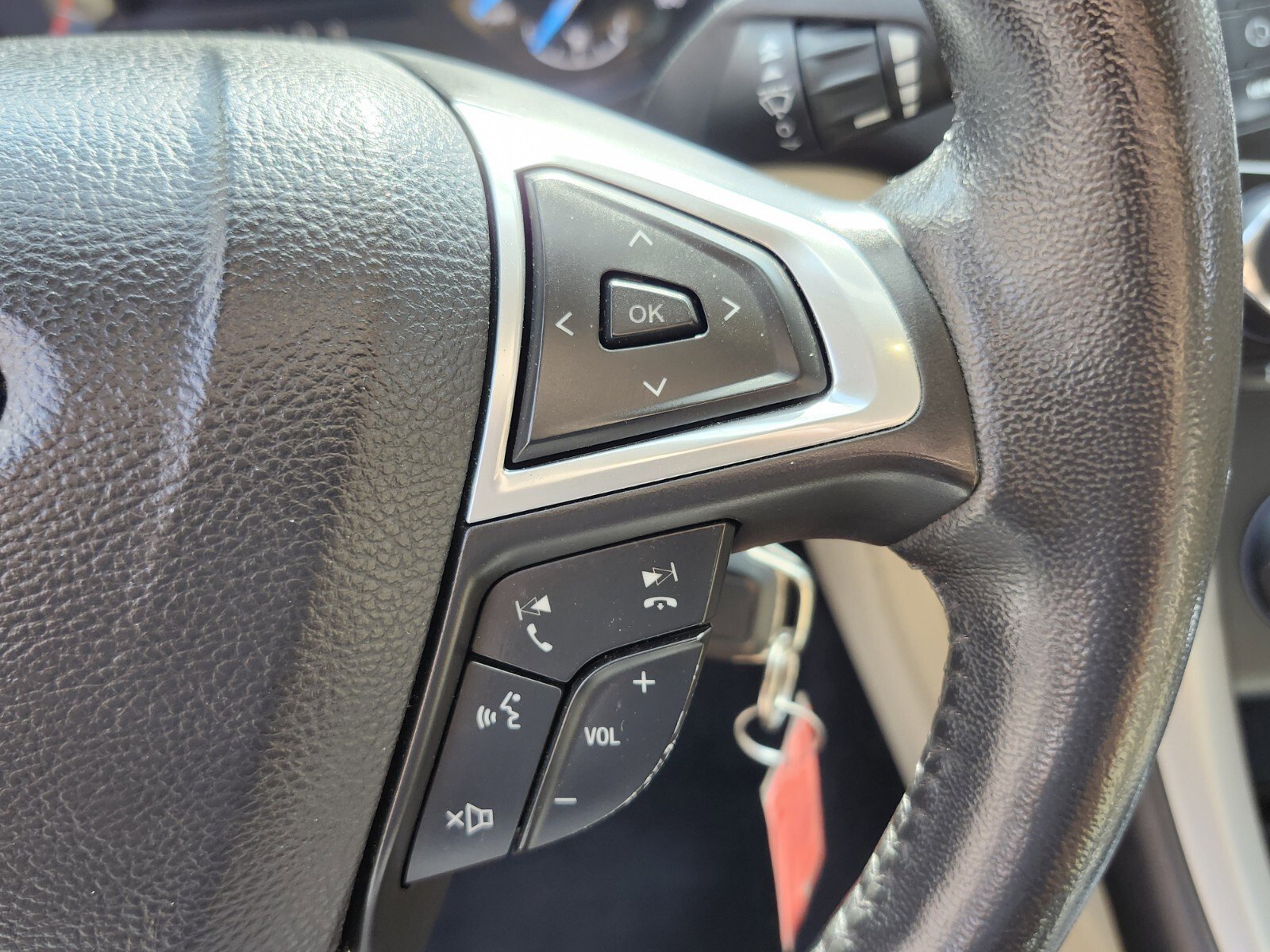 Used 2013 Ford Fusion SE image 26