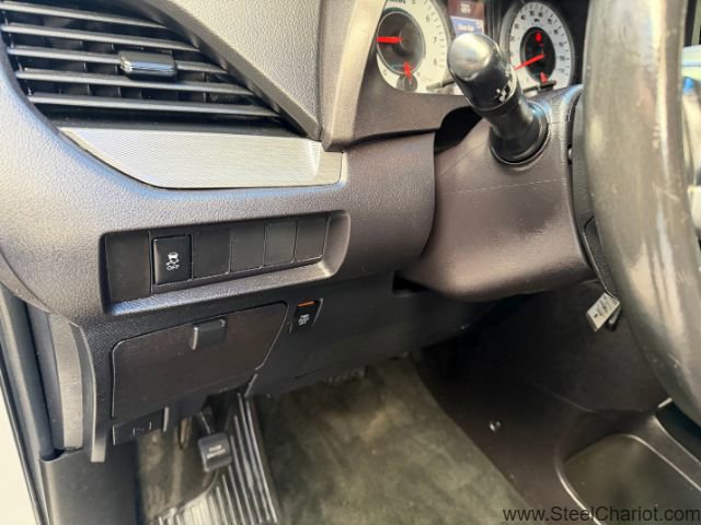 Used 2017 Toyota Sienna SE w/ Protection Package image 19