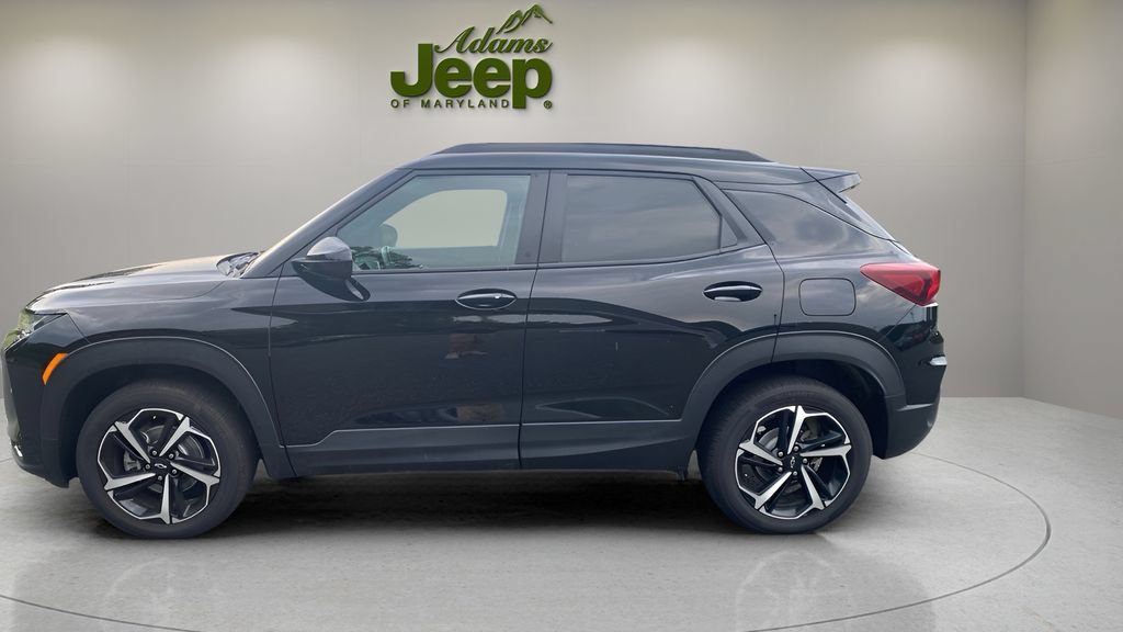 Used 2023 Chevrolet TrailBlazer RS w/ Convenience Package AWD/4WD image 3