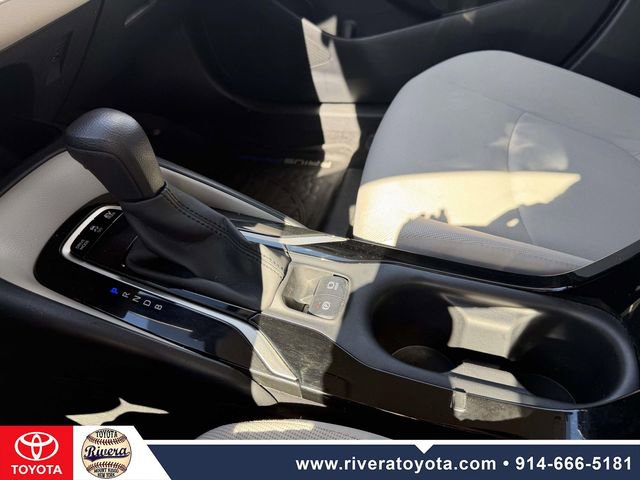 Used 2020 Toyota Corolla LE image 19