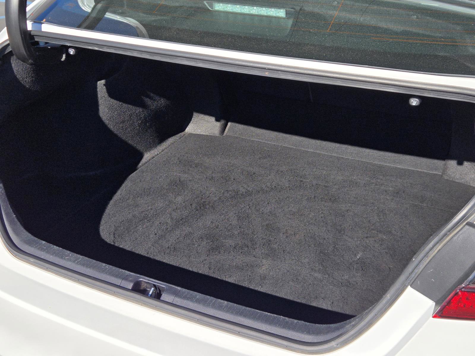 Used 2024 Toyota Camry LE image 25