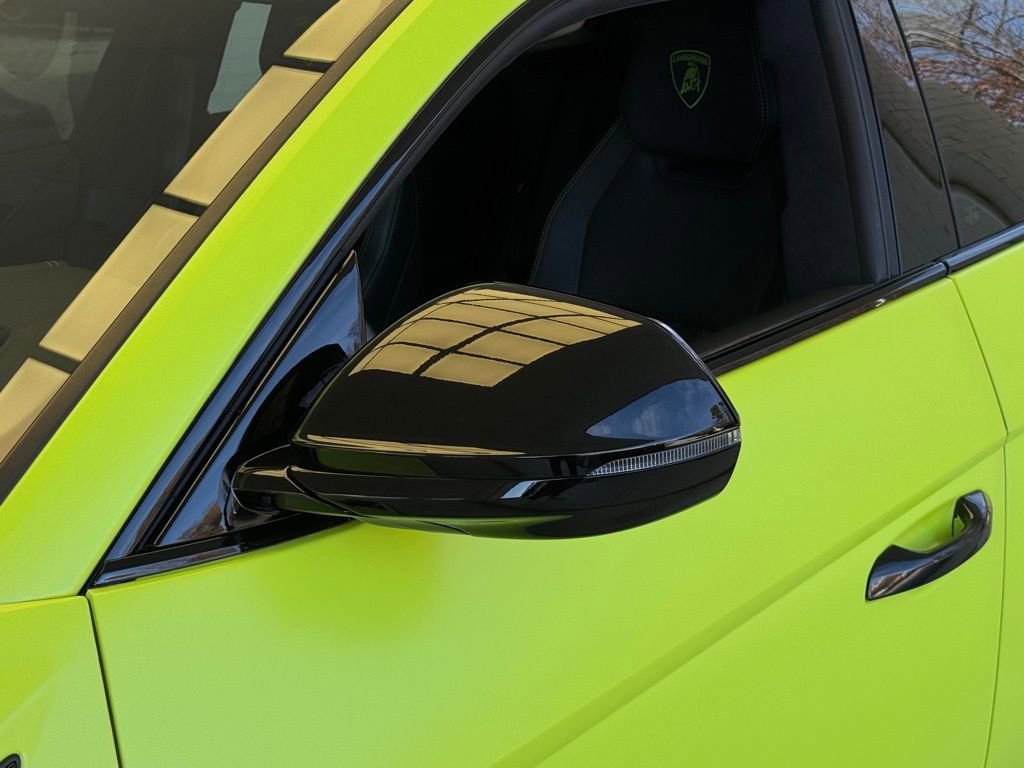 Used 2022 Lamborghini Urus image 9