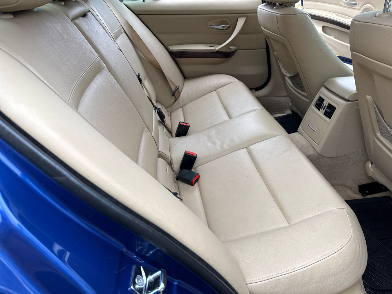 Used 2009 BMW 335i xDrive 4dr Sdn 335i xDrive AWD image 19