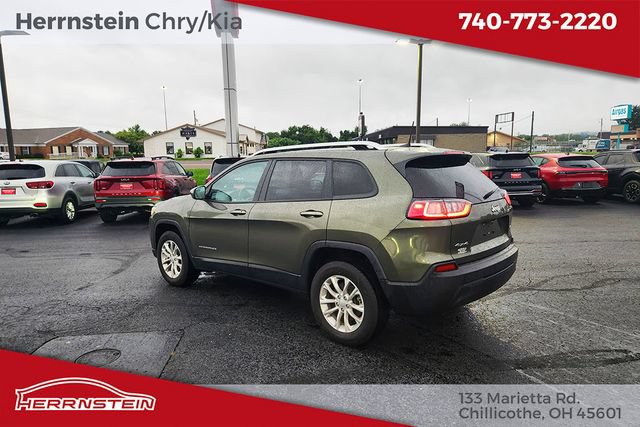Used 2021 Jeep Cherokee Latitude w/ Mopar Interior Package AWD/4WD image 5