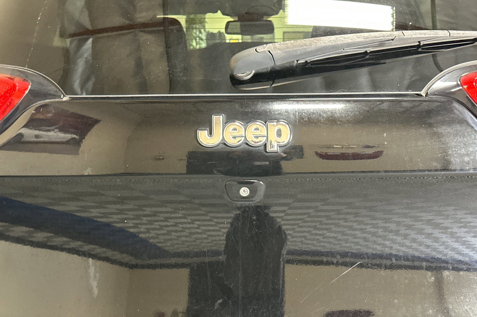 Used 2017 Jeep Cherokee Latitude image 47