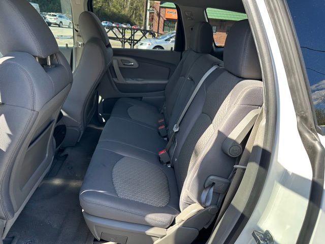 Used 2011 Chevrolet Traverse LS image 10