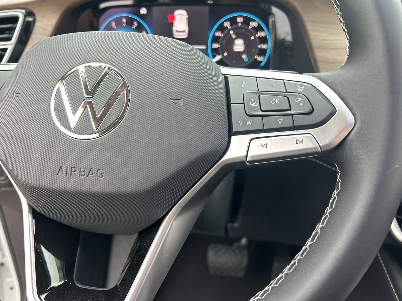 New 2026 Volkswagen Atlas SE FWD image 21