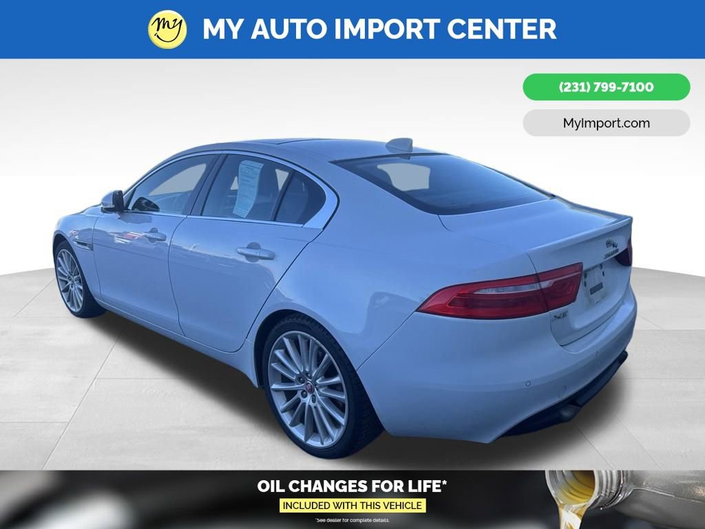 Used 2017 Jaguar XE First Edition AWD/4WD image 4