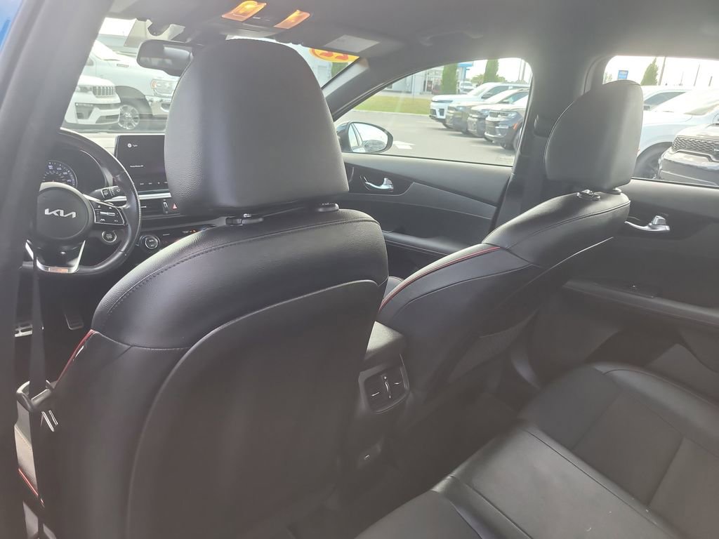 Used 2022 Kia Forte GT FWD image 12