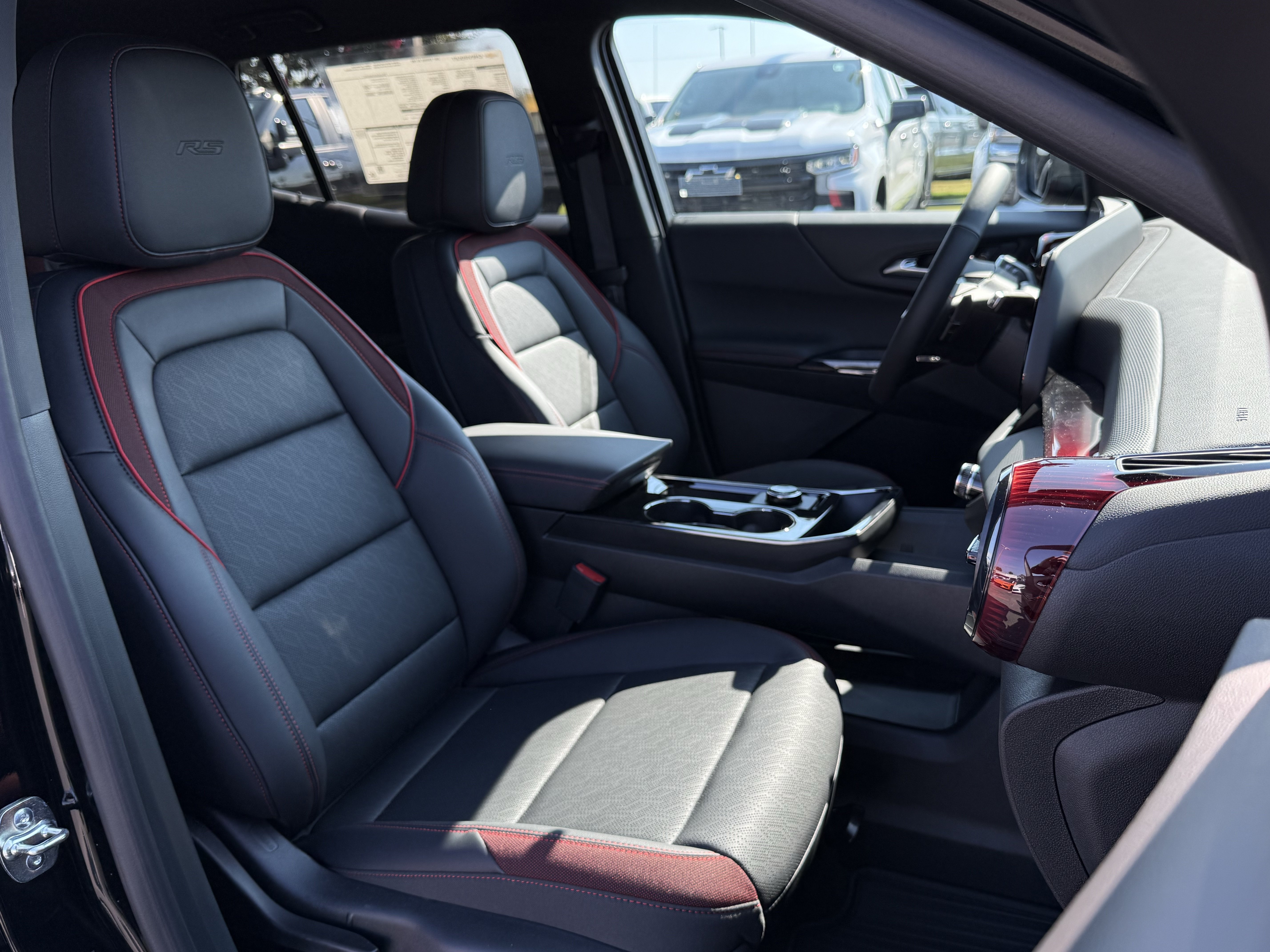 New 2027 Chevrolet Equinox RS FWD image 35