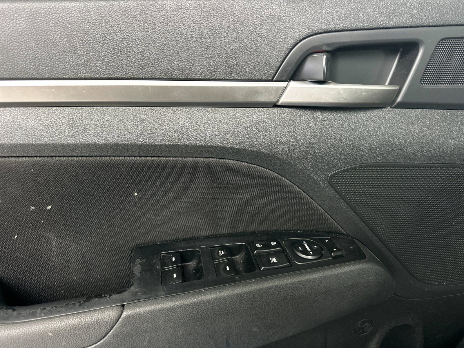 Used 2020 Hyundai Elantra Value Edition w/ Cargo Package (C1) FWD image 10