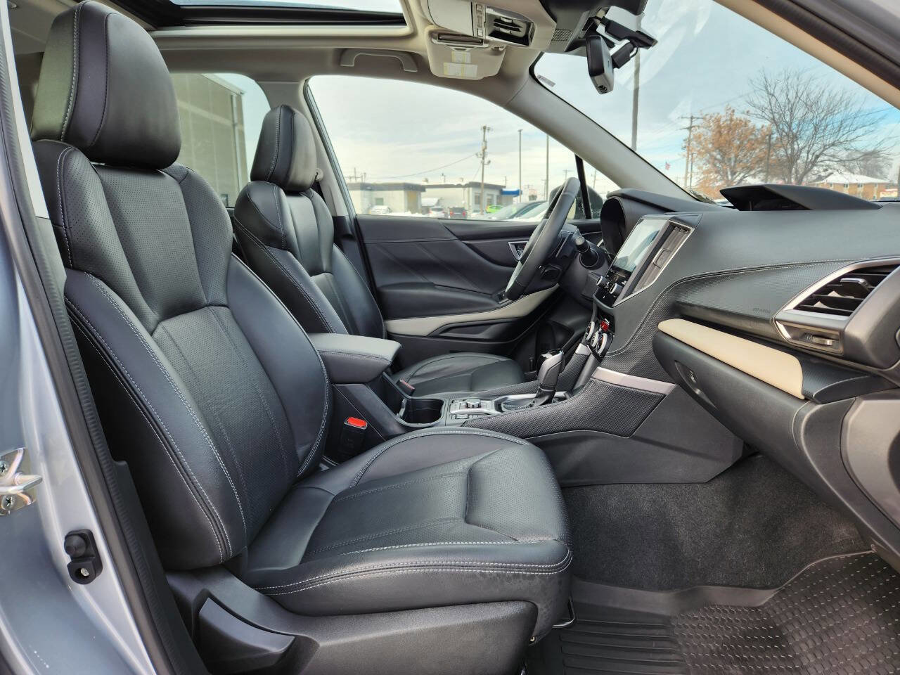 Used 2022 Subaru Forester Limited w/ Popular Package #2 image 14