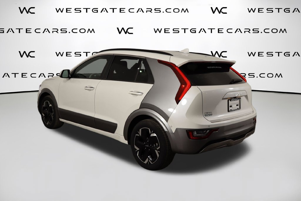 Used 2023 Kia Niro Wave w/ Wave Preserve Package FWD image 43