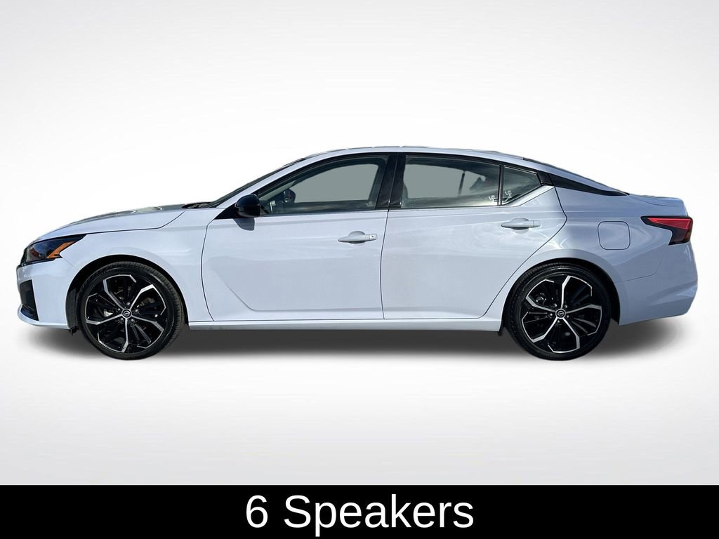 Used 2024 Nissan Altima 2.5 SR image 4