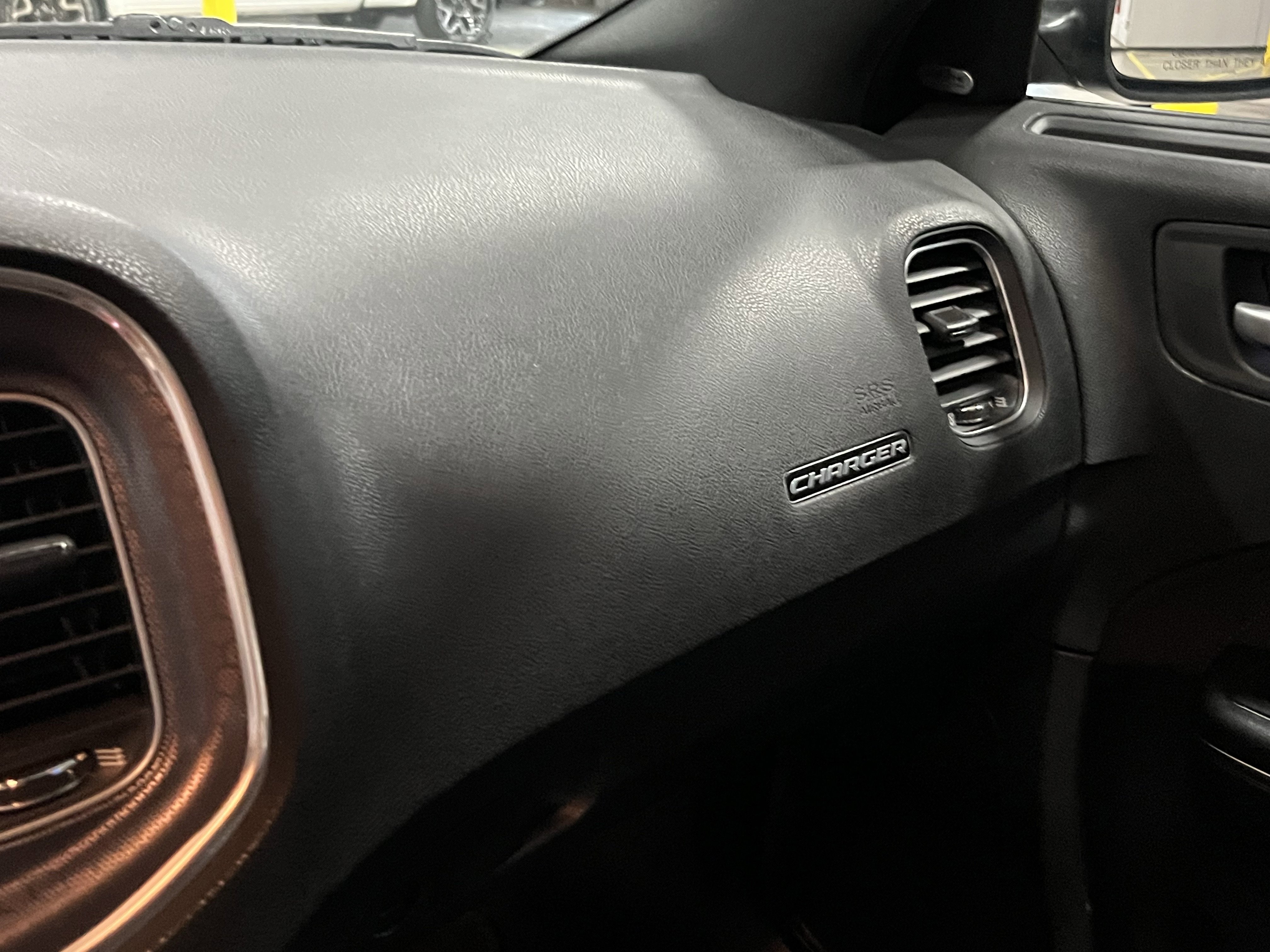 Used 2017 Dodge Charger R/T image 23